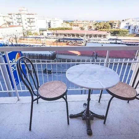 Semesterbostad Ludo Sorrento