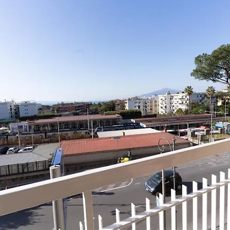 Ludo Semesterbostad Sorrento
